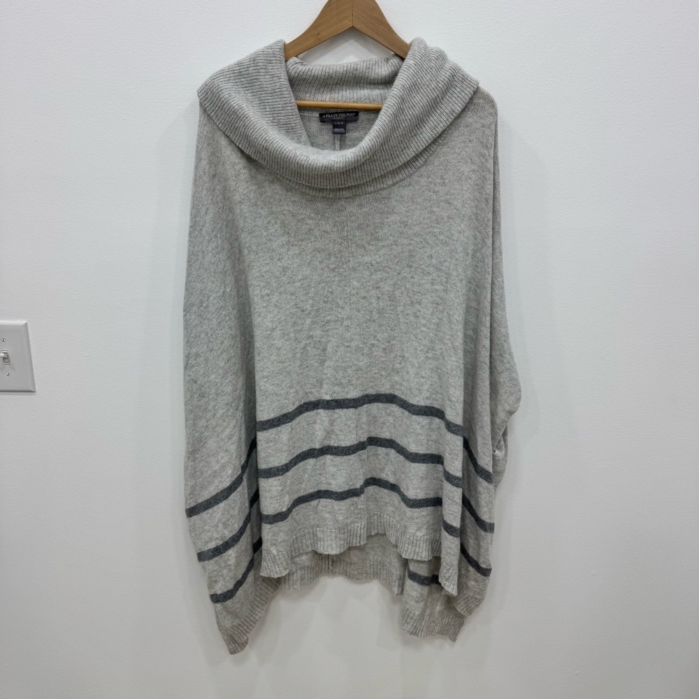 A Pea In The Pod Sweater poncho shawl sz Large alpaca blend soft cozy gray - Picture 4 of 6